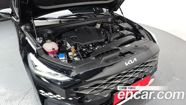 Kia K8 2.5 Gasoline 2WD Signature 2023 — фото 6