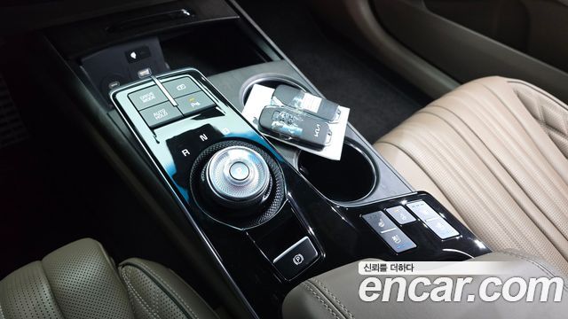 Kia K8 2.5 Gasoline 2WD Signature 2023 — фото 9