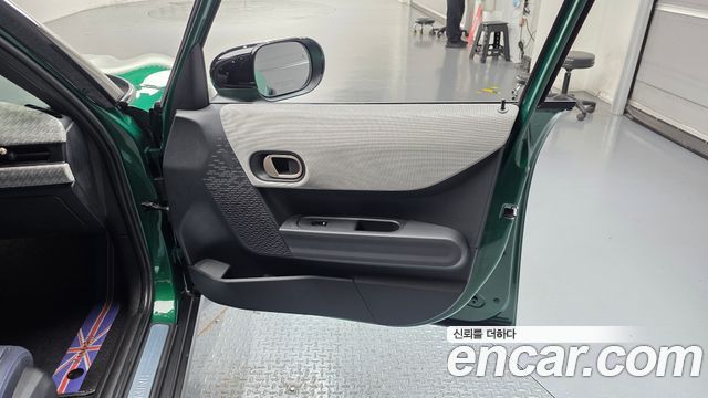 MINI Cooper S (IV) 5 Door Favoured 2025 — фото 25