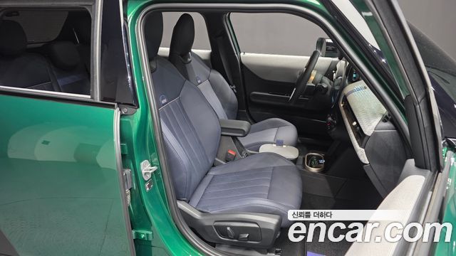 MINI Cooper S (IV) 5 Door Favoured 2025 — фото 26