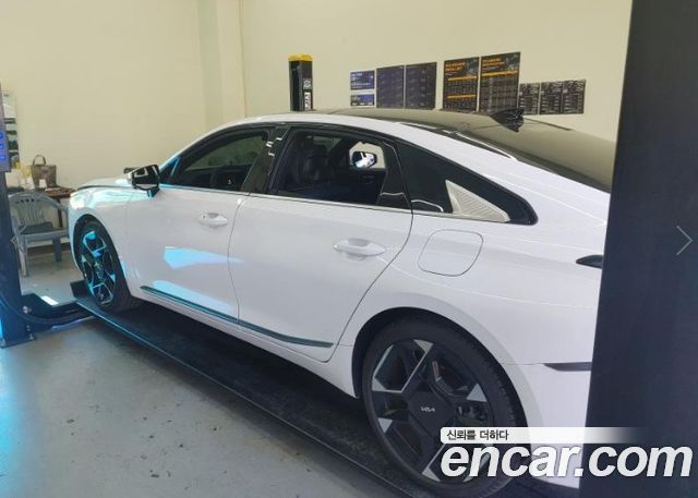 Kia K8 2.5 Gasoline 2WD Signature 2025 — фото 2