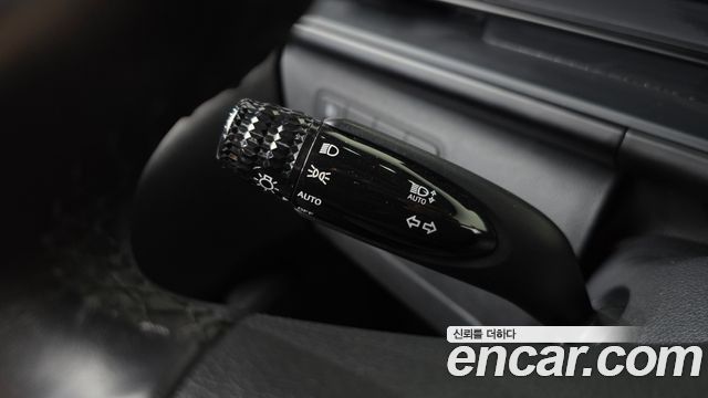 Hyundai Staria 4WD Tourer 9-Seater Modern 2022 — фото 18