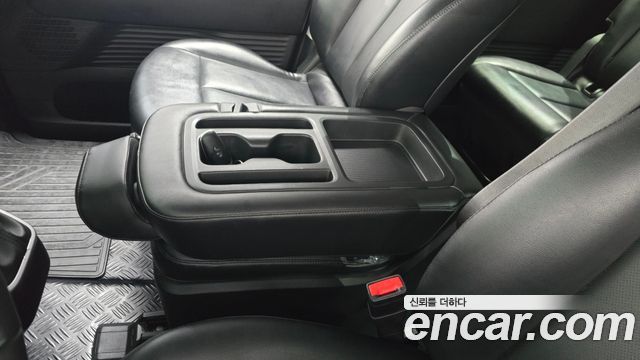 Hyundai Staria 4WD Tourer 9-Seater Modern 2022 — фото 29