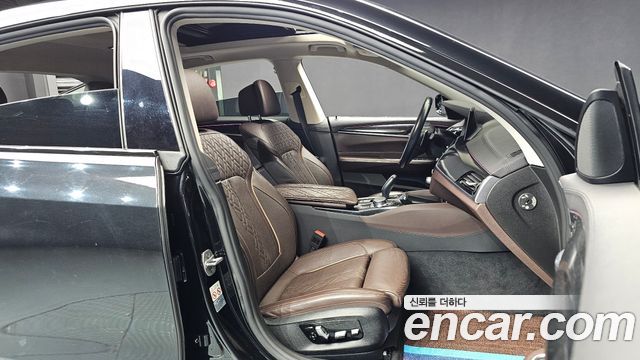 BMW 6 Series GT (G32) 620d Luxury 2019 — фото 16