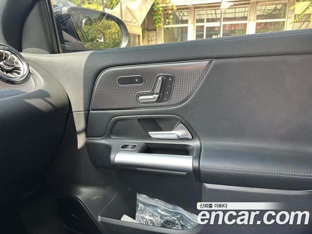 Mercedes-Benz EQA (H243) EQA250 AMG Package 2023 — фото 6