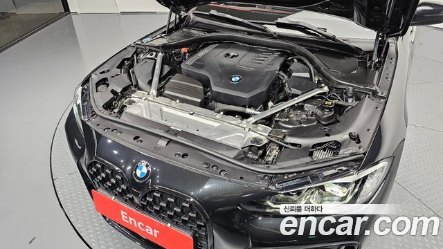 BMW 4 Series (G22) 420i M Sport Convertible 2022 — фото 6