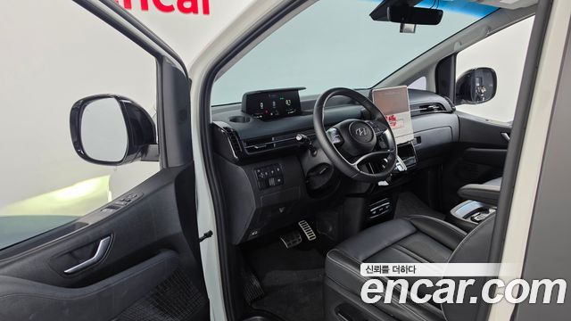 Hyundai Staria Lounge 9-Seater Prestige 2023 — фото 10