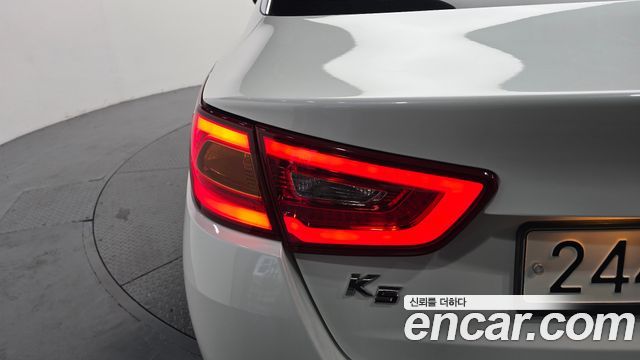 Kia K5 Luxury Trendy 2014 — фото 23
