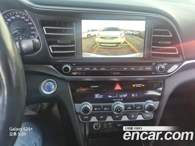 Hyundai Avante (AD) 1.6 LPi Smart(Rental) 2020 — фото 15
