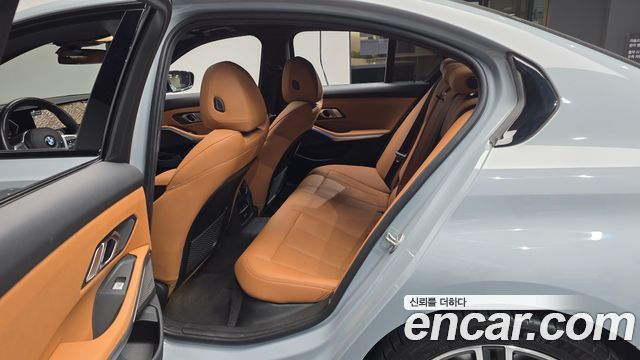 BMW 3 Series (G20) 320i M Sport 2023 — фото 11