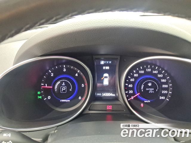 Hyundai Santa Fe (DM) Diesel(e-VGT) 2.0 4WD Exclusive 2015 — фото 8