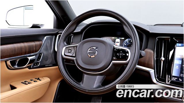 Volvo S90 B6 AWD Inscription 2021 — фото 18