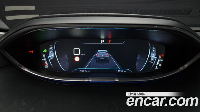 Peugeot 5008 (II) 1.6 BlueHDi Allure 2018 — фото 8