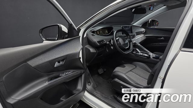 Peugeot 5008 (II) 1.6 BlueHDi Allure 2018 — фото 10