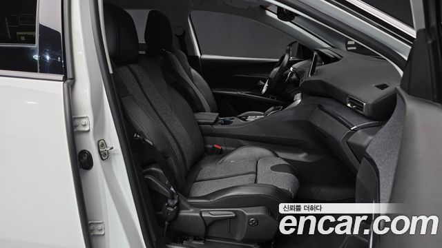 Peugeot 5008 (II) 1.6 BlueHDi Allure 2018 — фото 11