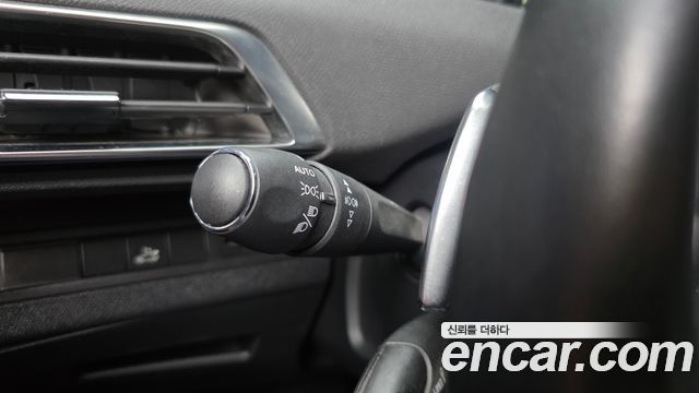 Peugeot 5008 (II) 1.6 BlueHDi Allure 2018 — фото 17
