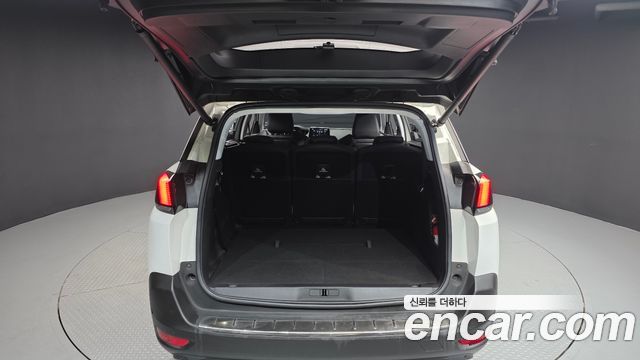 Peugeot 5008 (II) 1.6 BlueHDi Allure 2018 — фото 20