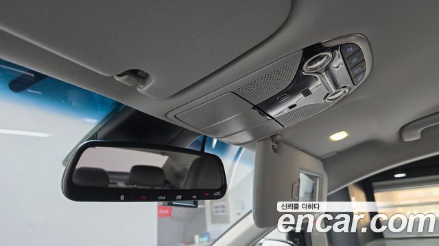 Hyundai Grandeur (IG) 2.4 Premium Special 2018 — фото 16