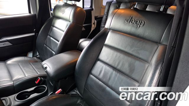 Jeep Wrangler (JK) 2.8 Diesel Sahara 4Door 2012 — фото 17