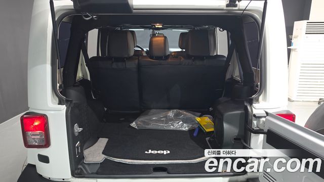 Jeep Wrangler (JK) 2.8 Diesel Sahara 4Door 2012 — фото 20