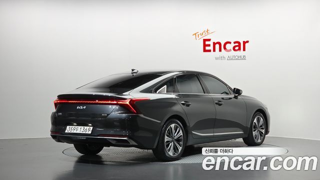 Kia K8 Hybrid Signature 2022 — фото 2