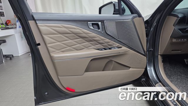 Kia K8 Hybrid Signature 2022 — фото 24