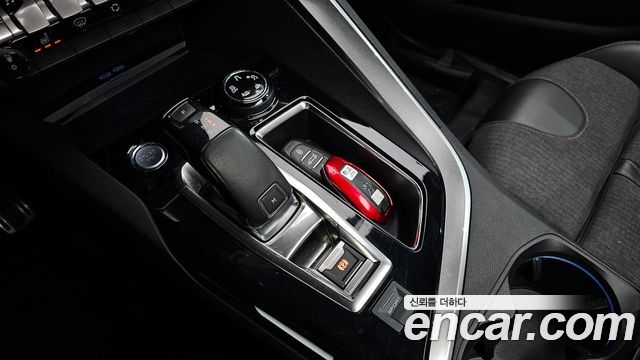 Peugeot 3008 (II) 1.6 BlueHDi GT Line 2018 — фото 9