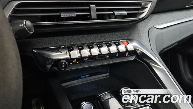 Peugeot 3008 (II) 1.6 BlueHDi GT Line 2018 — фото 17