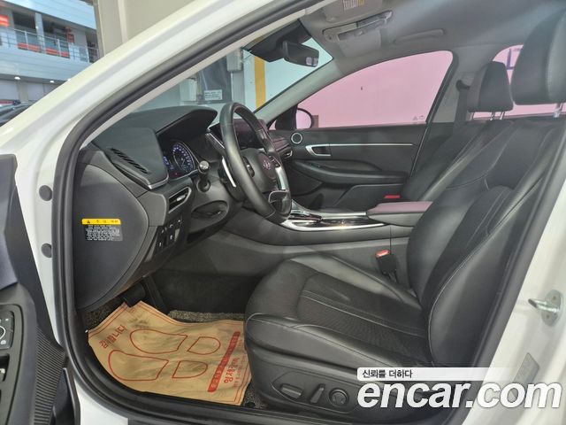 Hyundai Sonata (DN8) 2.0 LPG(rental car) Smart 2020 — фото 9