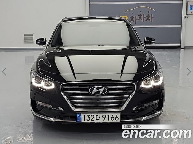 Hyundai Grandeur (IG) 3.0 LPi Modern Basic (Rental Car)