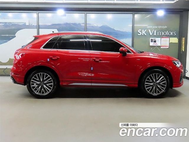 Audi Q3 (F3) 35 TDI Quattro Premium 2022 — фото 3