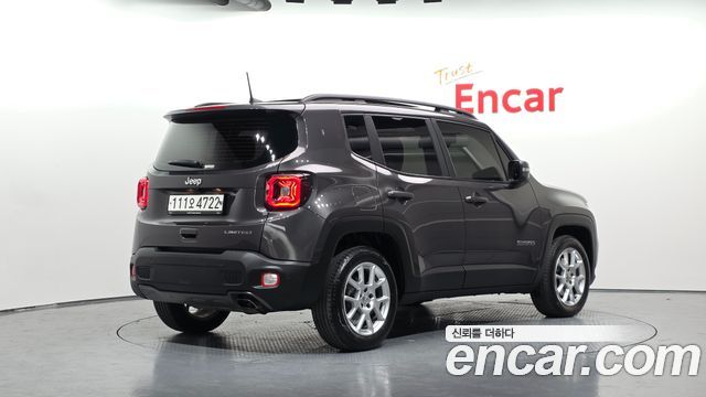 Jeep Renegade 2.4 Limited 2020 — фото 2