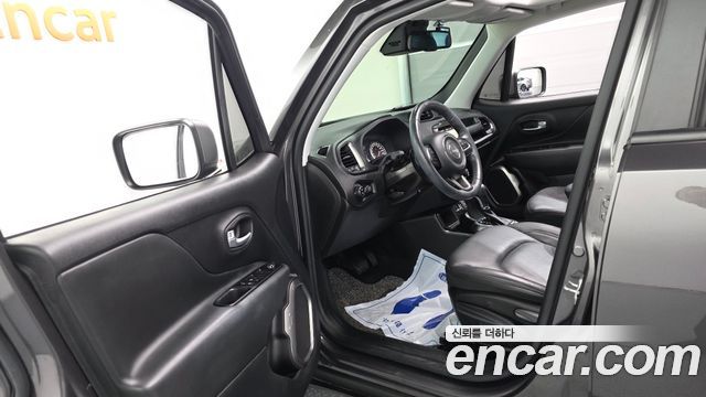Jeep Renegade 2.4 Limited 2020 — фото 10