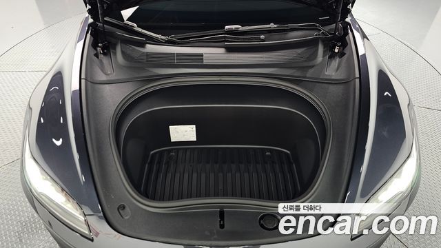 Tesla Model 3 Standard RWD 2027 — фото 6