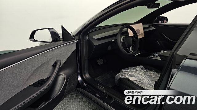 Tesla Model 3 Standard RWD 2027 — фото 10
