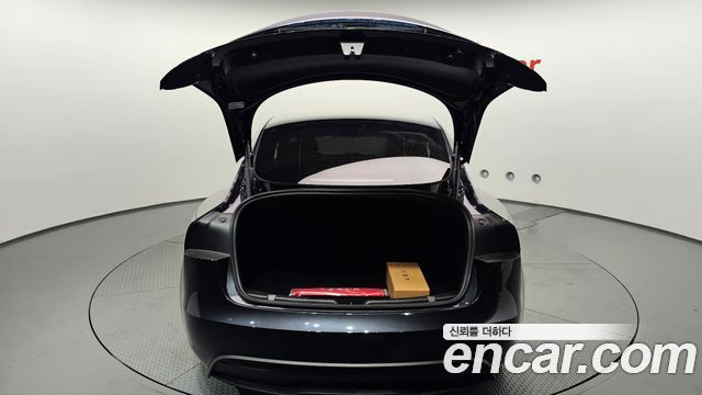 Tesla Model 3 Standard RWD 2027 — фото 20