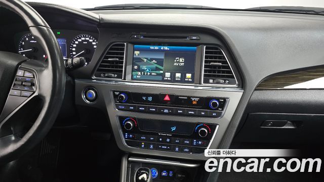Hyundai Sonata (LF) LPI Modern(Handicapped) 2016 — фото 13