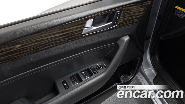 Hyundai Sonata (LF) LPI Modern(Handicapped) 2016 — фото 18