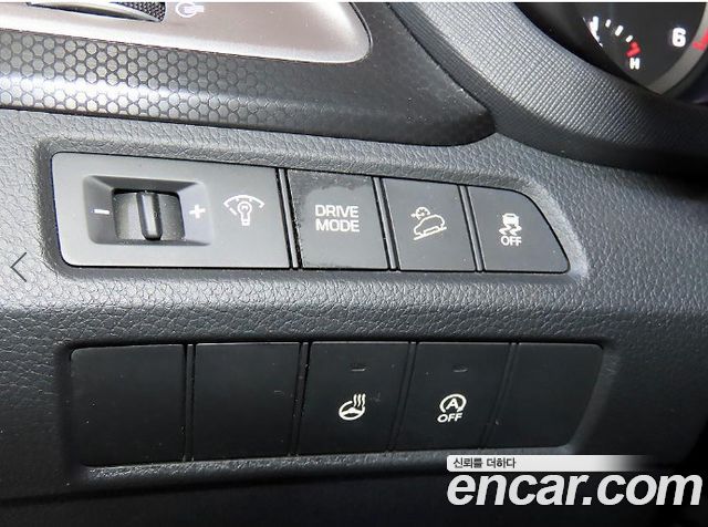 Hyundai Santa Fe The Prime Diesel 2.0 2WD Premium 2016 — фото 18