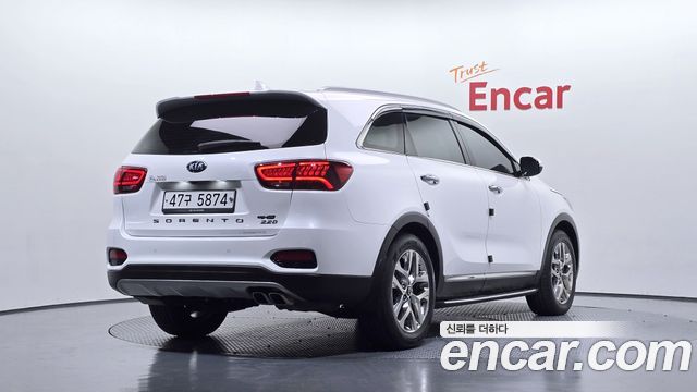 Kia Sorento Diesel 2.2 2WD Marster 2020 — фото 2