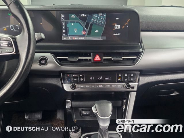 Kia Seltos Gasoline 1.6 Turbo 2WD Prestige 2023 — фото 18