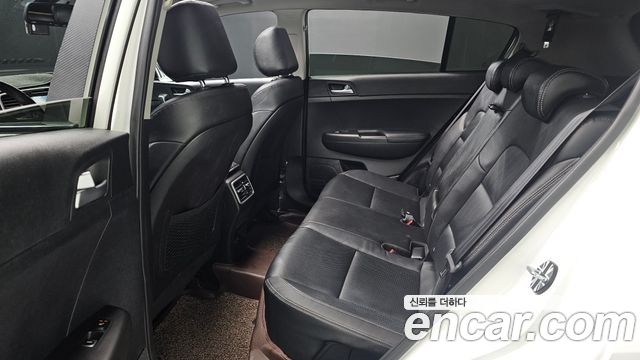 Kia Sportage (IV) Diesel 1.7 2wd Noblesse 2016 — фото 12