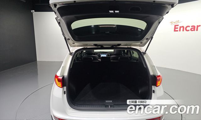 Kia Sportage (IV) Diesel 1.7 2wd Noblesse 2016 — фото 34