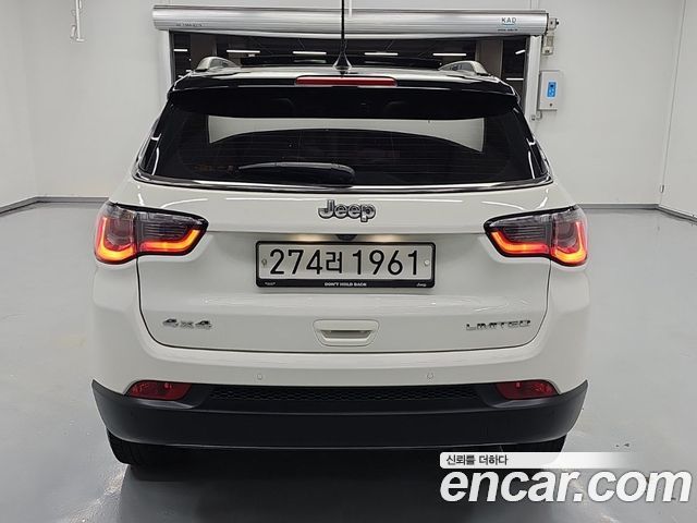 Jeep Compass (II) 2.4 Limitied AWD 2019 — фото 4