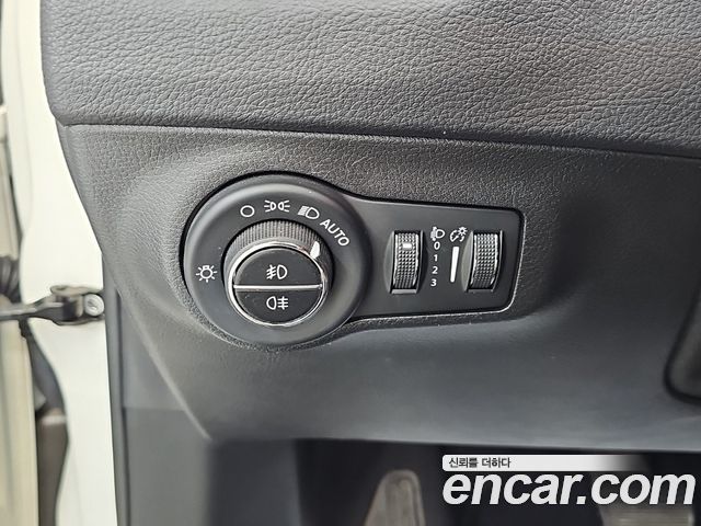 Jeep Compass (II) 2.4 Limitied AWD 2019 — фото 22