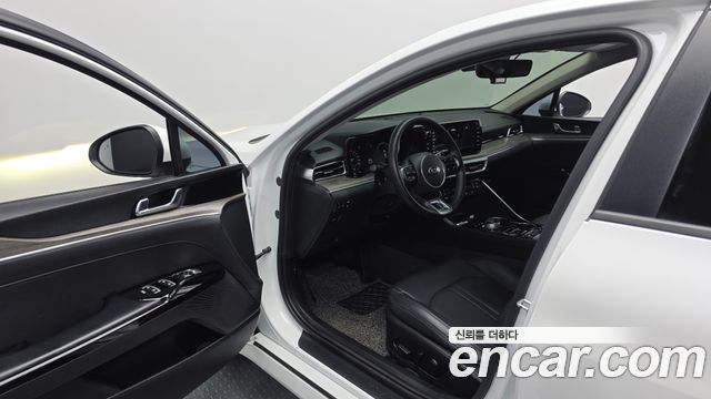 Kia K5 (III) 2.0 Noblesse 2020 — фото 10