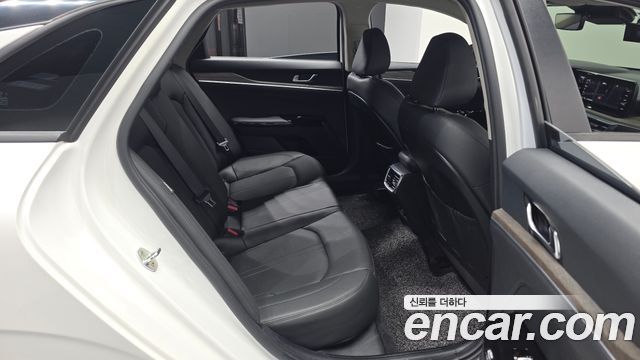 Kia K5 (III) 2.0 Noblesse 2020 — фото 11