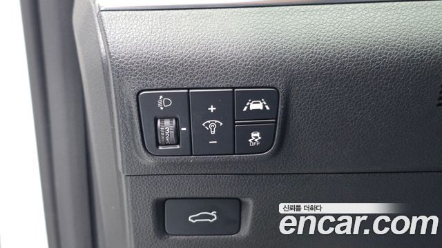 Kia K5 (III) 2.0 Noblesse 2020 — фото 19