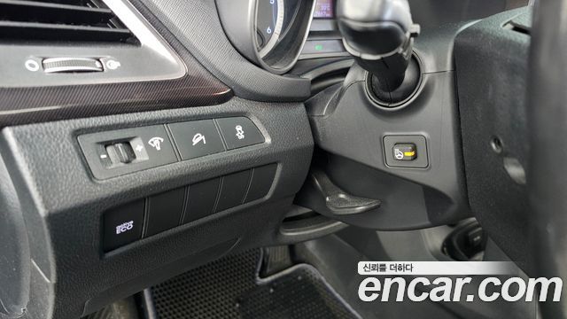 Hyundai Santa Fe (DM) Diesel(e-VGT) 2.0 2WD Premium 2013 — фото 14