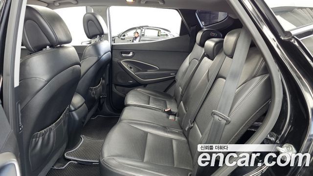 Hyundai Santa Fe (DM) Diesel(e-VGT) 2.0 2WD Premium 2013 — фото 26